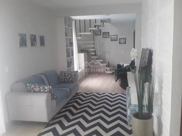 Imagem 2: Linda casa no centrinho de Ibiraquera