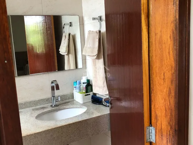 Imagem 14: Linda casa no centrinho de Ibiraquera