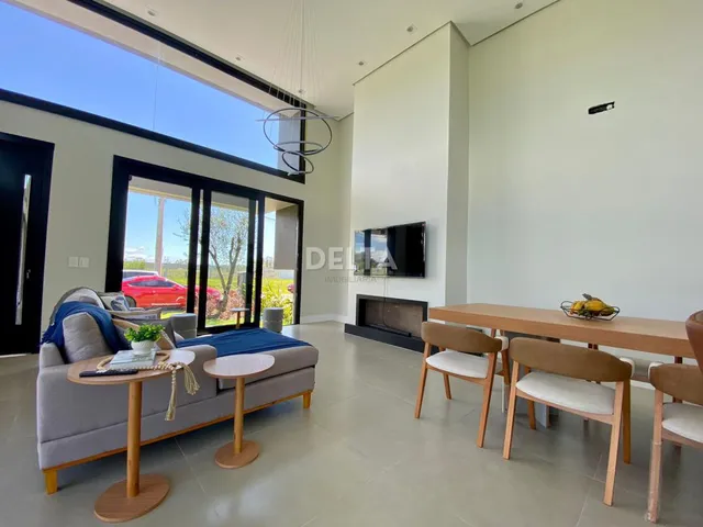 Imagem 8: Casa nova, plana, com 4 suítes, semimobiliada ,pronta para morar e condomínio com