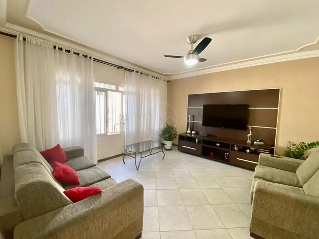 Imagem: Casa com 3 Dormitórios 1 suíte e Área