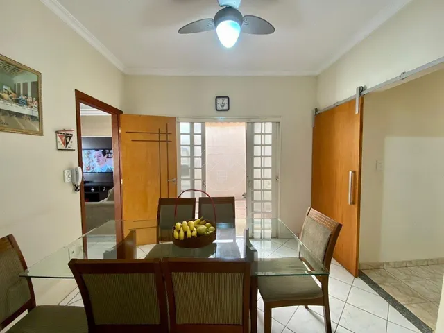 Imagem 2: Casa com 3 Dormitórios 1 suíte e Área Gourmet