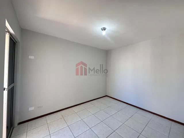 Imagem 3: Imperdível oportunidade! Apartamento de 3 quartos com suíte na Zona II de Umuarama-PR