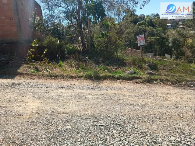 Imagem: TERRENO COM VISTA PARA O RIO PASSAUNA