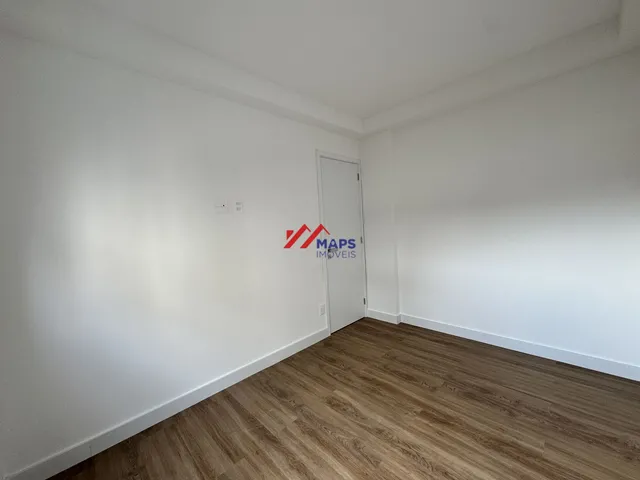 Imagem 3: Apartamento com três quartos, suíte e duas vagas de garagem à venda no bairro Cidade
