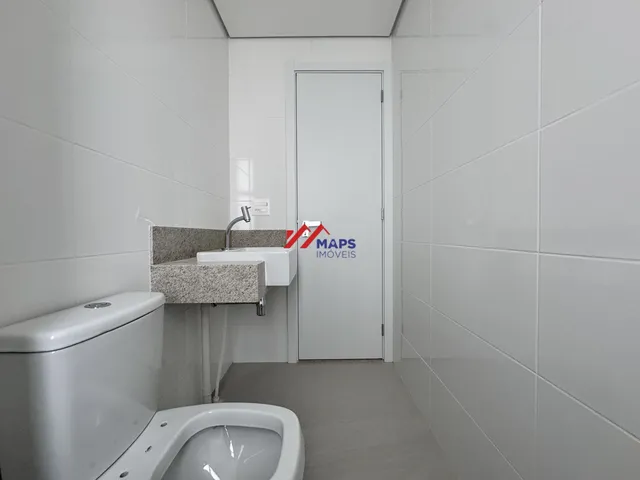 Imagem 9: Apartamento à venda com três quartos, suíte e duas vagas de garagem no bairro Sagrada