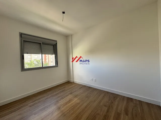 Imagem 3: Apartamento à venda com três quartos, suíte e duas vagas de garagem no bairro Sagrada