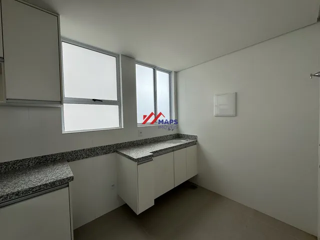 Imagem 9: Apartamento com dois quartos, suíte e duas vagas de garagem no bairro Ana Lúcia