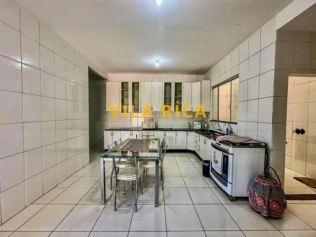 Imagem 10: 3 Dormitórios, 1 Suítes, 4 Banheiro, 6 Vagas na Garagem, 200M² de Área Construída