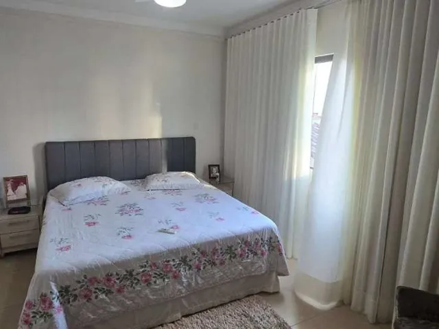 Imagem 14: Casa À Venda em Ipatinga, Cidade Nobre, com 4 Quartos