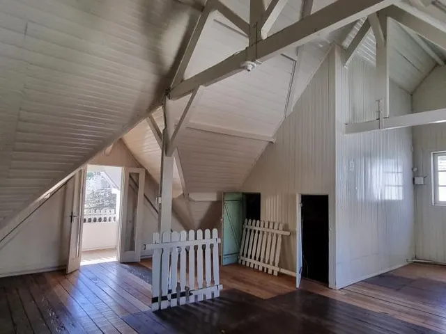Imagem 13: Uma das mais belas casas histórias da nossa Cidade! Ampla área construída, excelente
