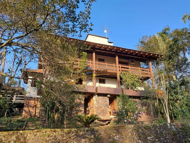Imagem: Área de Terra com 3 Dormitorio(s) localizado(a)