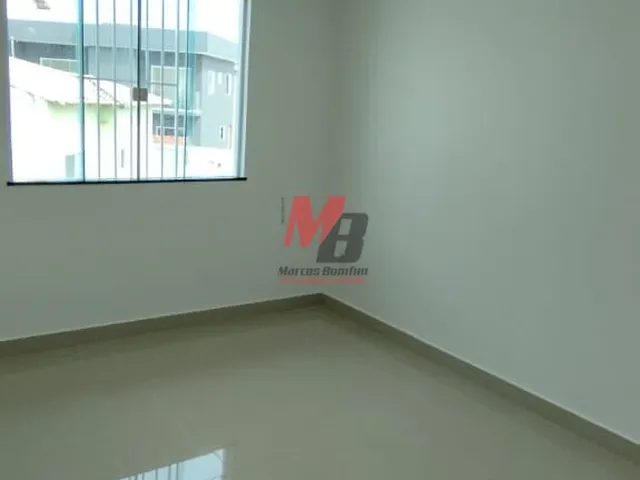Imagem 3: Casa em Condomínio Cisne Branco