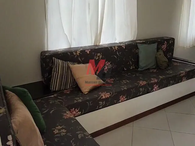 Imagem 3: Casa Duplex em Condomínio com piscina Peró