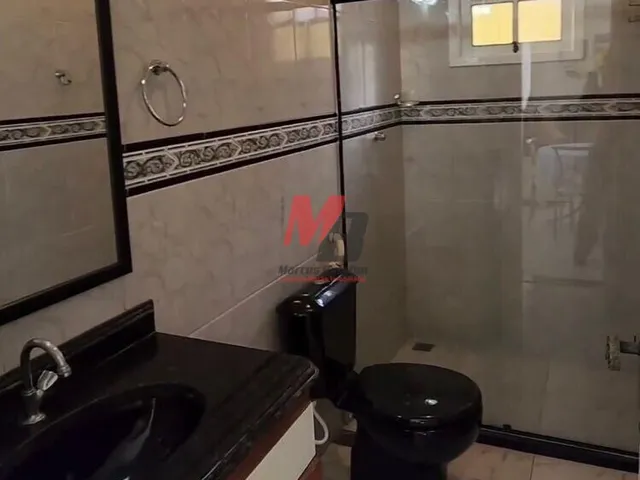 Imagem 10: Casa Duplex em Condomínio com piscina Peró