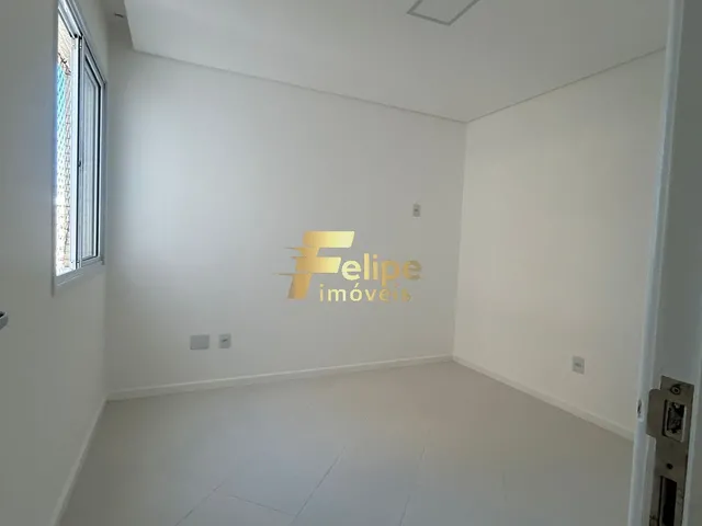 Imagem 4: Este Amplo e Confortável Apartamento de 130,00 M2 de Área Está Localizado no Coração