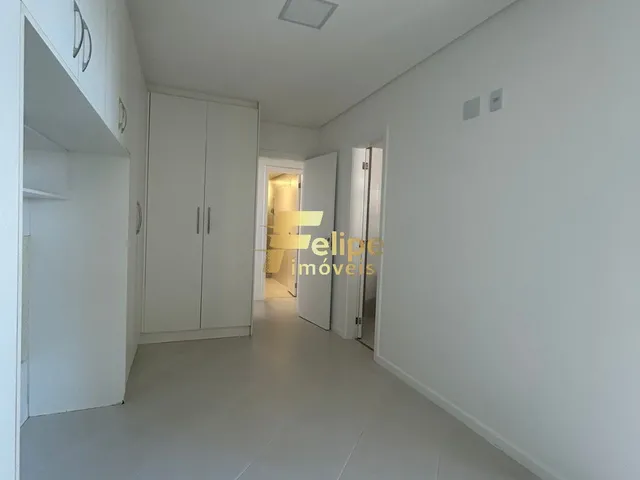 Imagem 16: Este Amplo e Confortável Apartamento de 130,00 M2 de Área Está Localizado no Coração
