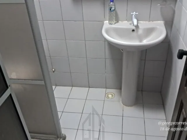 Imagem 8: Imperdível! Casa padrão com edícula no total de 5 Quartos e 3 Suítes na Boca do Rio