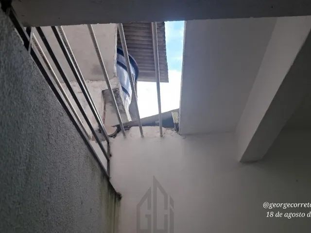 Imagem 13: Imperdível! Casa padrão com edícula no total de 5 Quartos e 3 Suítes na Boca do Rio