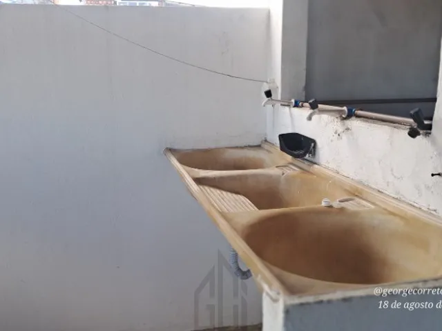 Imagem 2: Imperdível! Casa padrão com edícula no total de 5 Quartos e 3 Suítes na Boca do Rio