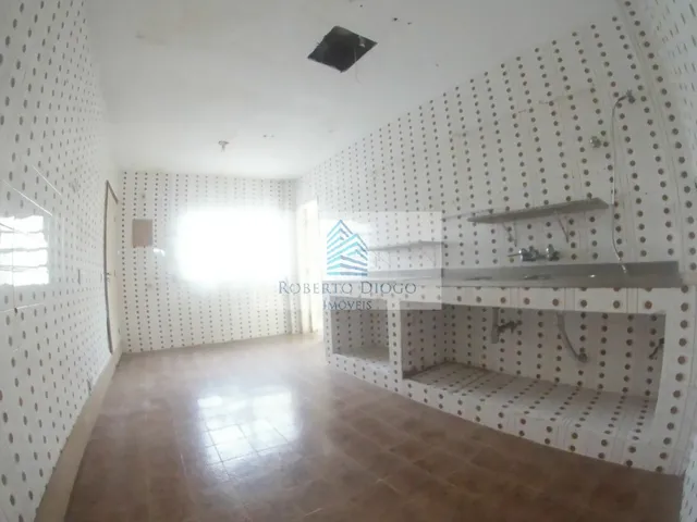 Imagem 5: Imóvel Comercial de Alto Padrão na Barra da Tijuca - 9 Quartos, 2 Suítes, 4 Salas e 5
