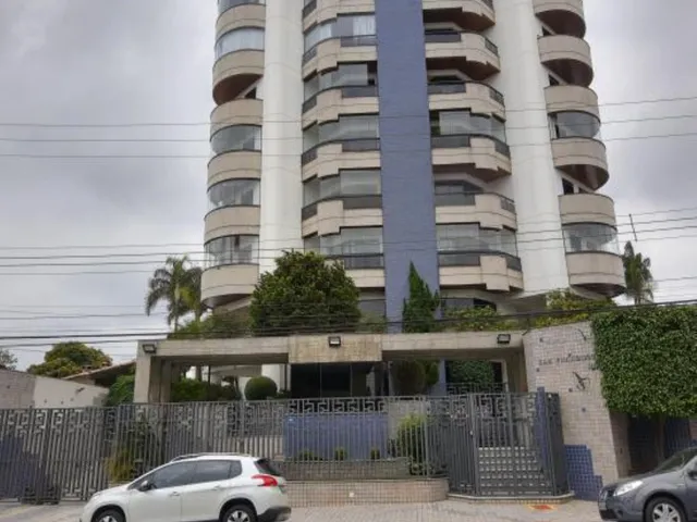 Imagem: Apartamento de Alto Padrão de 4 Dormitórios