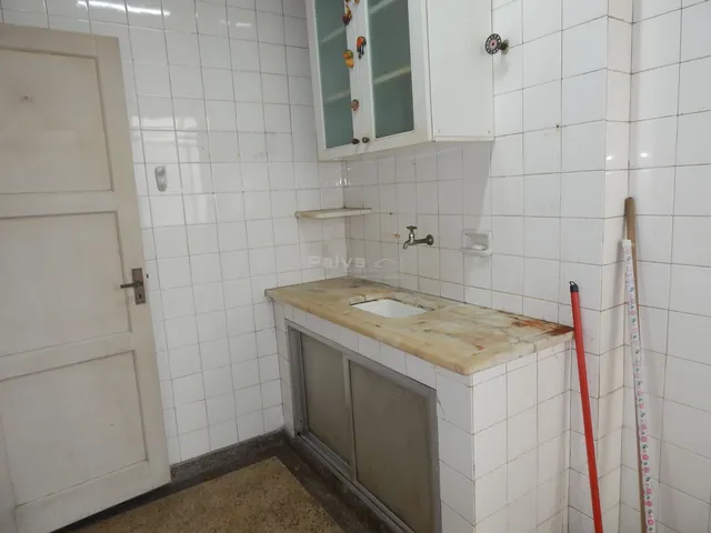 Imagem 2: Apartamento 02 quartos, com vaga, no Centro de Niterói