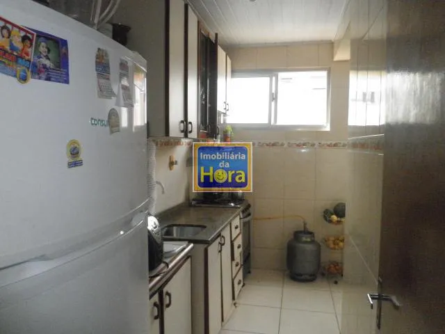 Imagem 5: Apartamento com 2 Dormitorio(s) localizado(a) no bairro Rubem Berta em PORTO ALEGRE