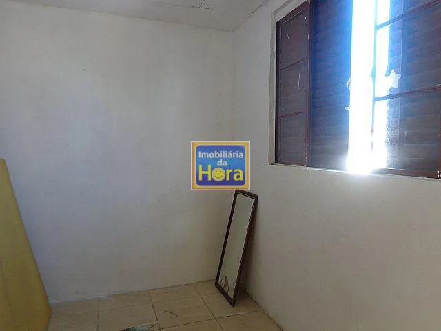 Imagem 9: Apartamento com 2 Dormitorio(s) localizado(a) no bairro Rubem Berta em PORTO ALEGRE