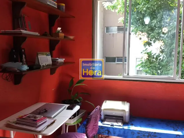 Imagem 2: Apartamento com 2 Dormitorio(s) localizado(a) no bairro Rubem Berta em PORTO ALEGRE