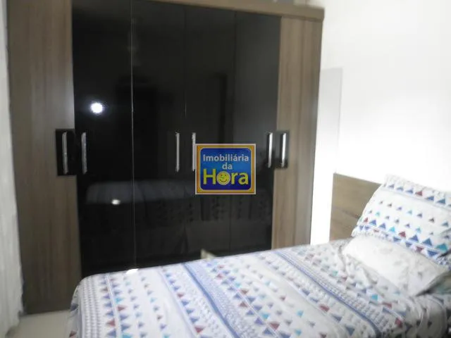 Imagem 11: Apartamento com 2 Dormitorio(s) localizado(a) no bairro Rubem Berta em PORTO ALEGRE