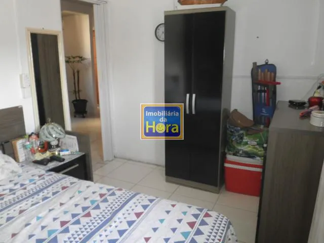 Imagem 12: Apartamento com 2 Dormitorio(s) localizado(a) no bairro Rubem Berta em PORTO ALEGRE