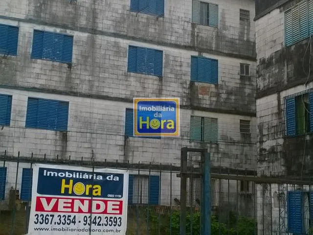 Imagem 1: Apartamento com 2 Dormitorio(s) localizado(a) no bairro Rubem Berta em PORTO ALEGRE