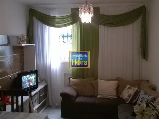 Imagem 3: Apartamento com 2 Dormitorio(s) localizado(a) no bairro Rubem Berta em PORTO ALEGRE