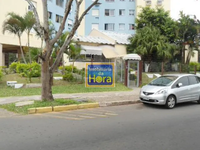 Imagem 1: Apartamento com 2 Dormitorio(s) localizado(a) no bairro Rubem Berta em PORTO ALEGRE