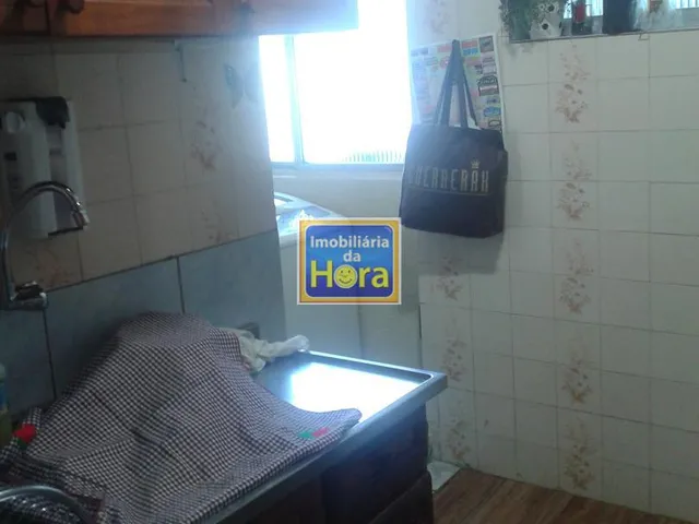 Imagem 10: Apartamento com 2 Dormitorio(s) localizado(a) no bairro Rubem Berta em PORTO ALEGRE