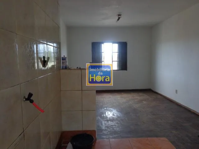 Imagem 8: Apartamento com 2 Dormitorio(s) localizado(a) no bairro Rubem Berta em PORTO ALEGRE