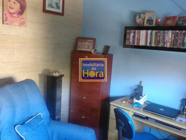 Imagem 10: Apartamento com 2 Dormitorio(s) localizado(a) no bairro Rubem Berta em PORTO ALEGRE