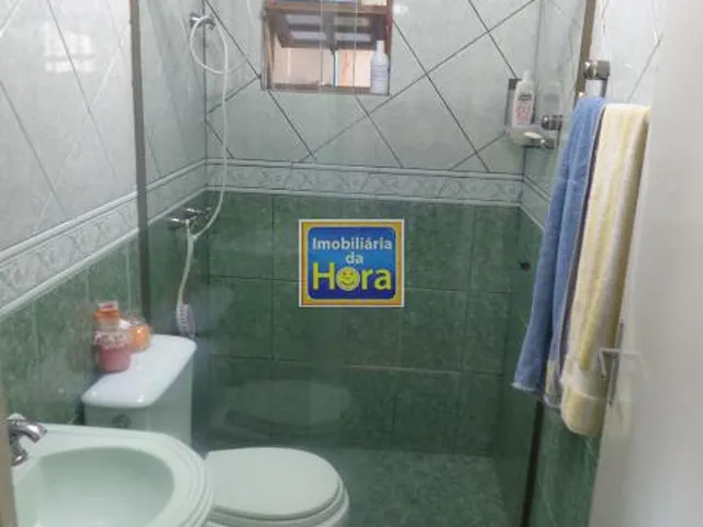 Imagem 11: Apartamento com 2 Dormitorio(s) localizado(a) no bairro Rubem Berta em PORTO ALEGRE