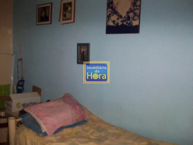 Imagem 2: Apartamento com 2 Dormitorio(s) localizado(a) no bairro Rubem Berta em PORTO ALEGRE