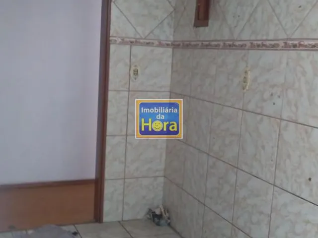 Imagem 10: Apartamento com 2 Dormitorio(s) localizado(a) no bairro Rubem Berta em PORTO ALEGRE