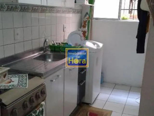Imagem 3: Apartamento com 2 Dormitorio(s) localizado(a) no bairro Rubem Berta em PORTO ALEGRE
