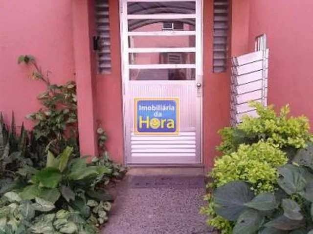 Imagem 1: Apartamento com 2 Dormitorio(s) localizado(a) no bairro Rubem Berta em PORTO ALEGRE