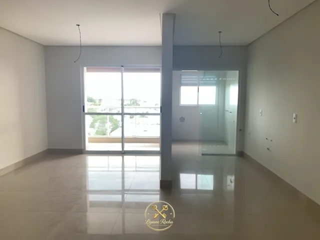 Imagem: O apartamento possui 3 Dormitórios, 1 Suíte, 1 Banheiro,