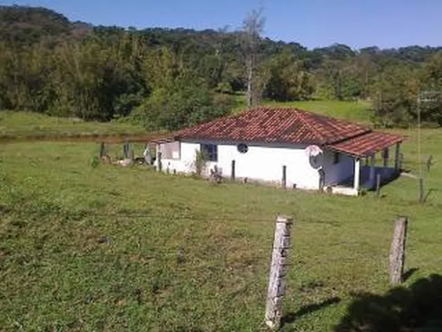 Imagem 1: Sítio para Venda em Cachoeiras de Macacu, Maraporã, 3 dormitórios, 1 suíte, 1