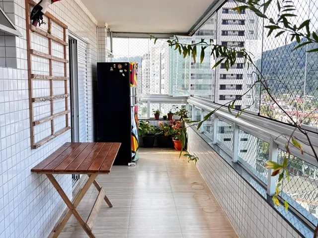 Imagem: O apartamento possui 3 Dormitórios, 2 Suítes, 3