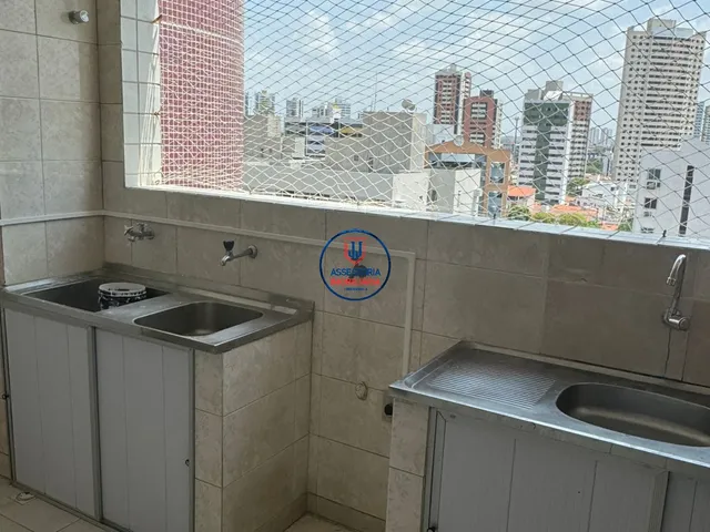 Imagem 10: Apartamento à Venda em Capim Macio - Natal/RN, com 5 Suítes, Amplas Salas e 217 m²