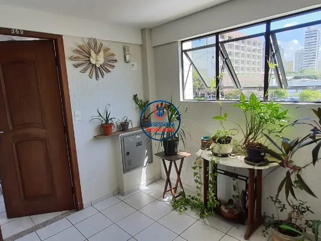 Imagem 16: Apartamento com 3 quartos no Tirol, sendo dois suítes
