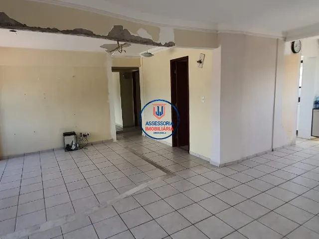 Imagem 6: Apartamento com 3 quartos no Tirol, sendo dois suítes