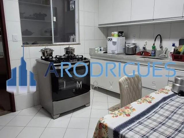 Imagem 5: LAURO DE FREITAS: Casa em Pitangueiras com 4 quartos, 4 suítes, 1 sala, 5 banheiros, 2