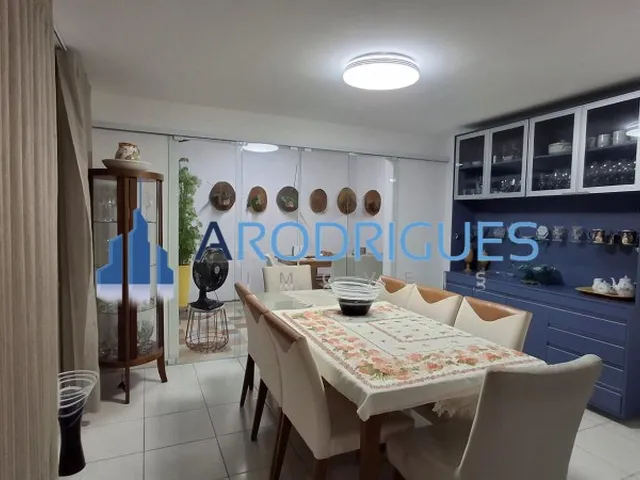 Imagem 10: LAURO DE FREITAS: Casa em Pitangueiras com 4 quartos, 4 suítes, 1 sala, 5 banheiros, 2